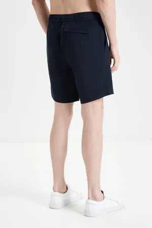 Derek Rose 9870-HARR 001NAV