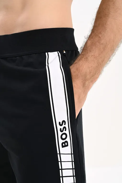 Шорты Hugo Boss 50496771 001