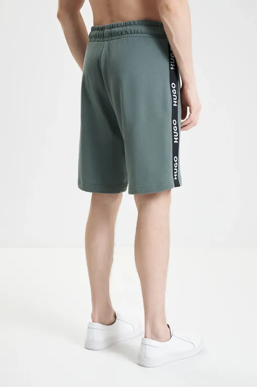 Шорты Hugo Boss 50496996 307
