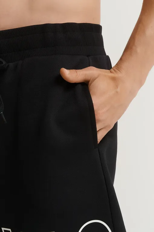 Повседневные шорты Moschino 68164416 1555