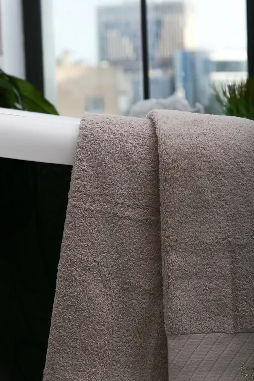 Полотенца LIU JO LB882B 253 TORTORA