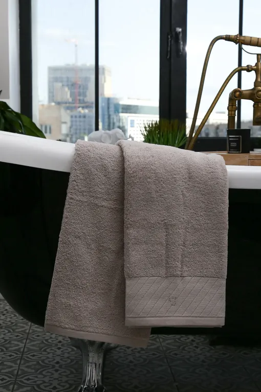 Полотенца LIU JO LB882B 253 TORTORA