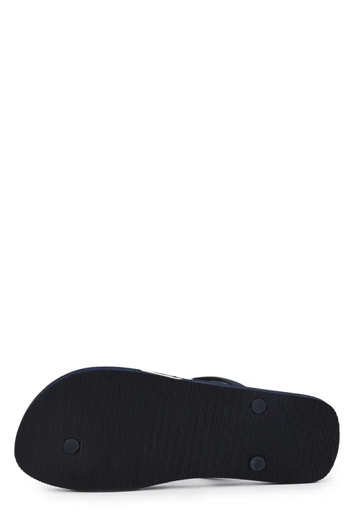 Сланцы Emporio Armani XVQS06XN746 00285