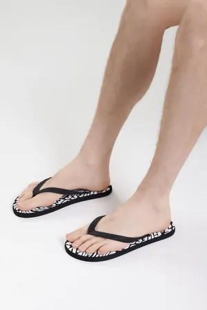 Guess F5GZ07BB00H JBLK