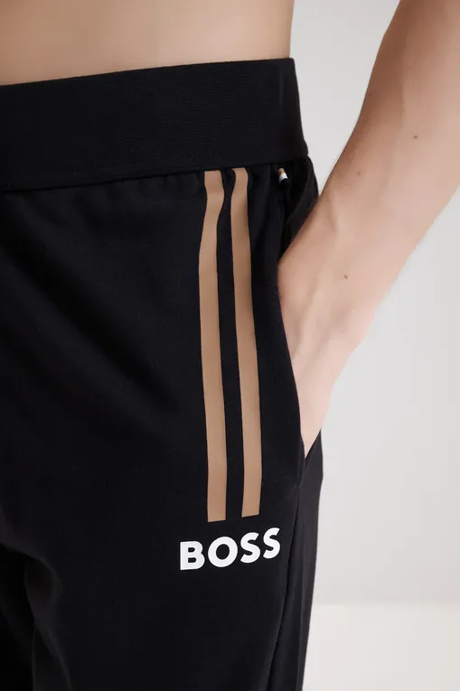 Брюки Hugo Boss 50491265 001 black