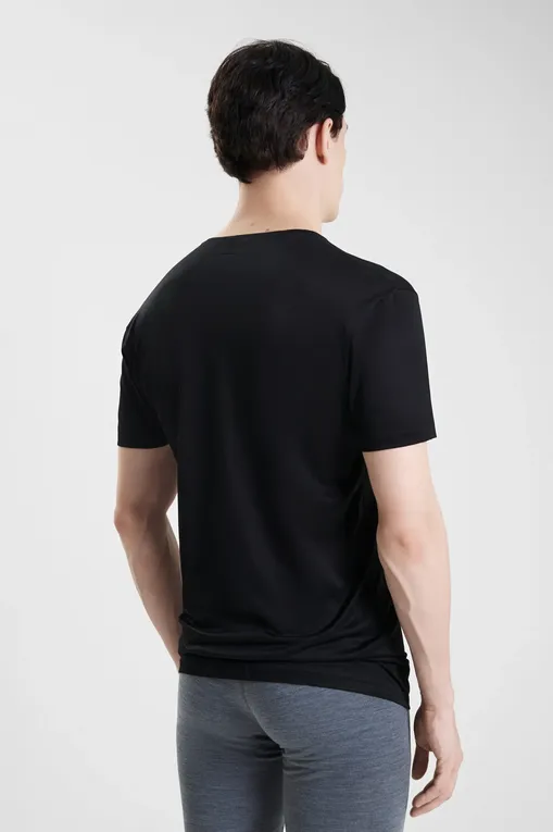 Футболки Derek Rose 8020-LEWI 001BLA