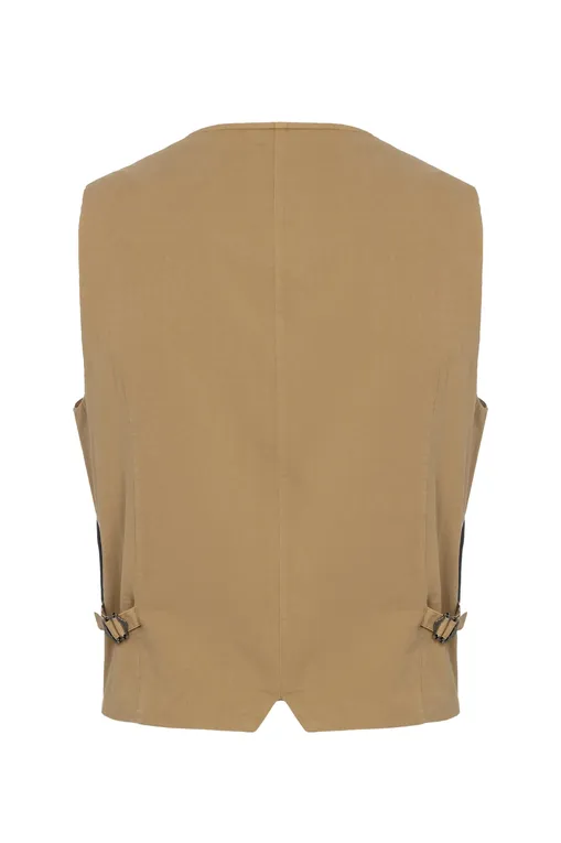 Жилеты Camicissima CVGIILPCG00VE23 BEIGE