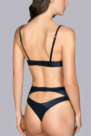 Andres Sarda 3308715 ZWA