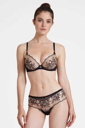 AUBADE IDN08 BLACK MAGIC