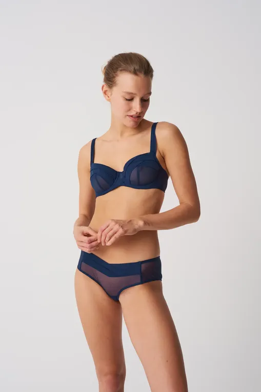 Бюстгальтеры Chantal Thomass T00410 0XM Midnight blue