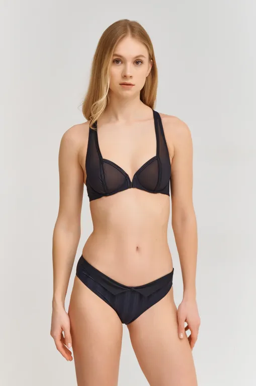 Бюстгальтеры Chantal Thomass T220430 04 Noir