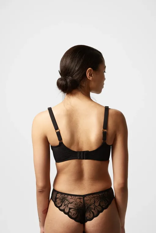 Бюстгальтеры Chantelle C12M10 011 Black