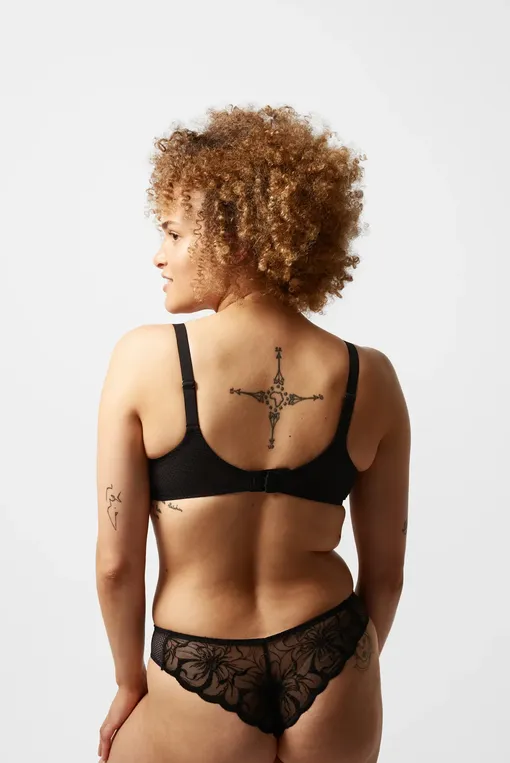 Бюстгальтеры Chantelle C12M50 011 Black