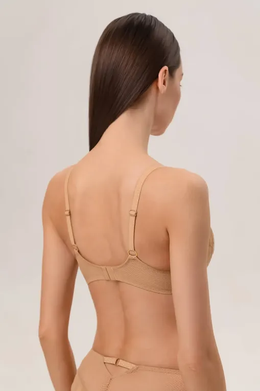 Бюстгальтеры Chantelle C12Q20 0CK Toffee Sequins