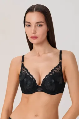 Chantelle C12Q20 0P8 Leather black