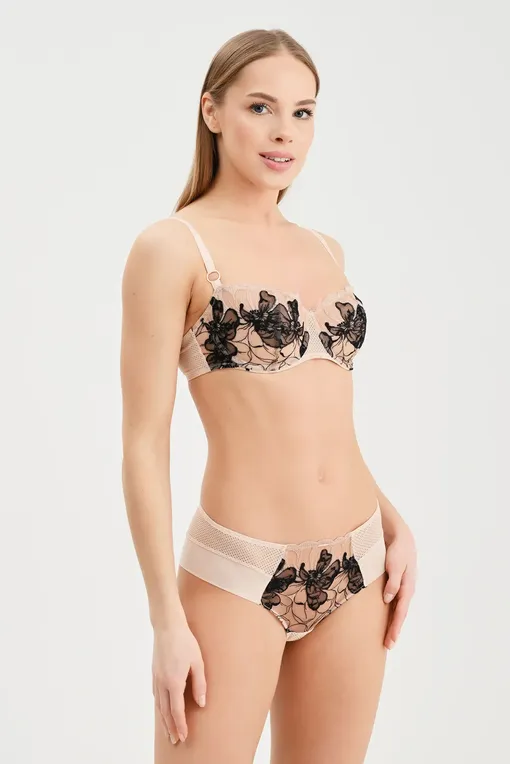 Бюстгальтеры Chantelle C12Q50 0IP Golden beige / Black