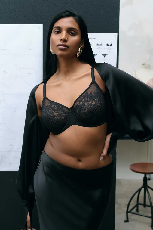 Бюстгальтеры Chantelle C16IMV 011 Black