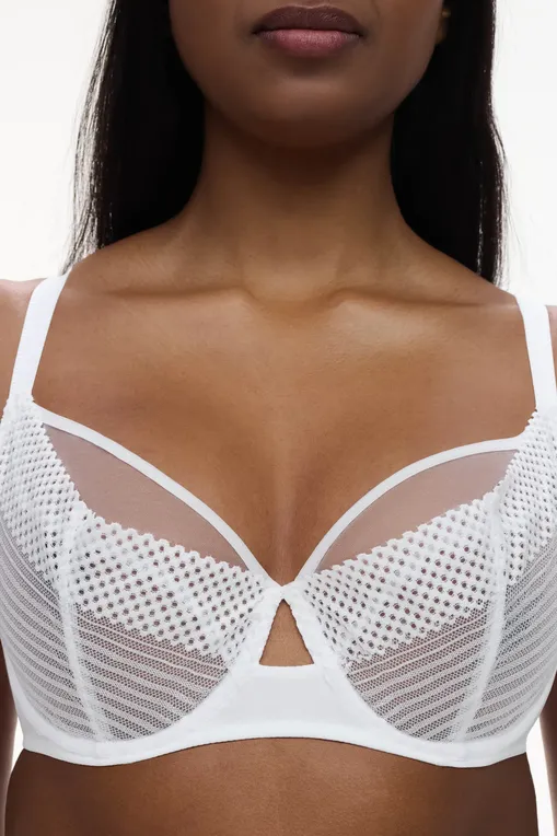 Бюстгальтеры Chantelle C22AMU 010 White
