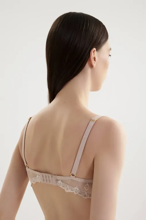 Бюстгальтеры Chantelle C26050 097 Dune