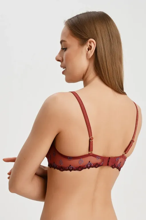 Бюстгальтеры Chantelle C26050 0BI Fig Multicolor