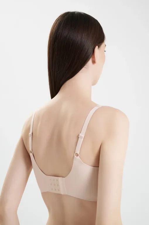 Бюстгальтеры Chantelle C26BQB 01N Golden beige