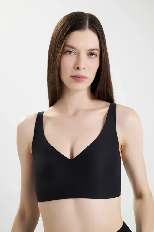 Бюстгальтеры Chantelle C26BQB 011 Black