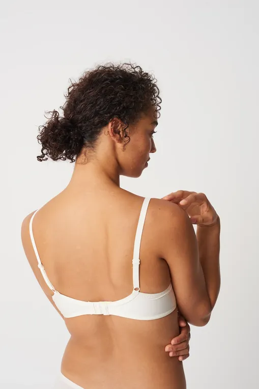 Бюстгальтеры Chantelle C67620 035 Ivory