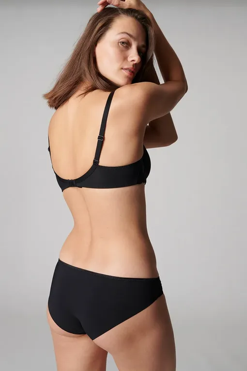 Бюстгальтеры Simone Perele 131343 015 noir/tatoo