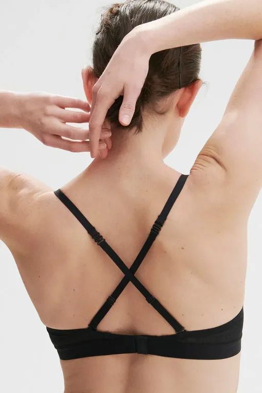 Бюстгальтеры Simone Perele 13V253 015 noir/tatoo