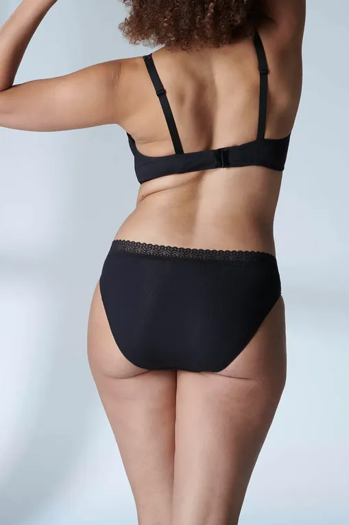 Бюстгальтеры Simone Perele 15Z210 015 noir/tatoo