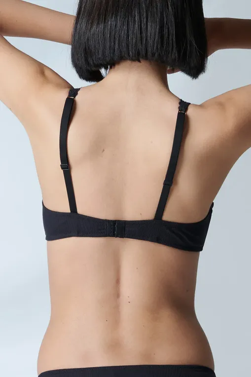 Бюстгальтеры Simone Perele 15Z210 015 noir/tatoo