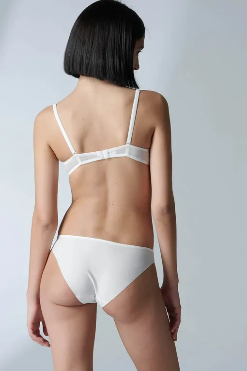 Бюстгальтеры Simone Perele 1A2319 030 naturel (nacre)
