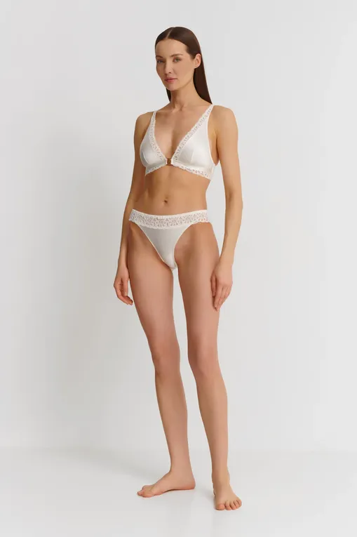 Бюстгальтеры Simone Perele 1F3250 030 naturel (nacre)