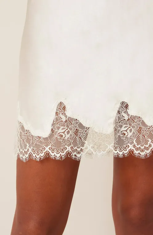 Кружевное Simone Perele 17F940 030 naturel (nacre)