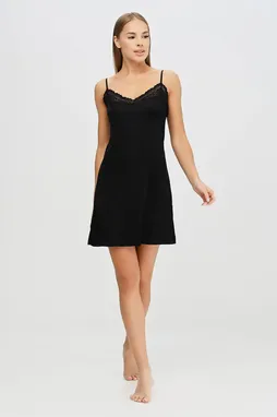 NINA VON C 22422444 200 black