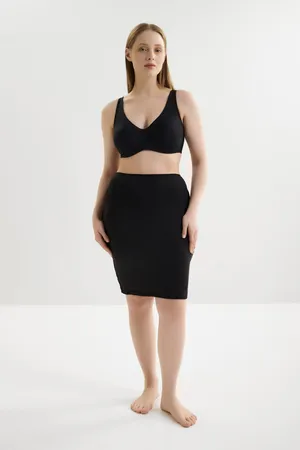 Janira 72389 002 NEGRO