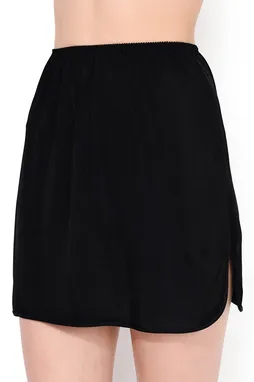 NINA VON C 22271111 200 black