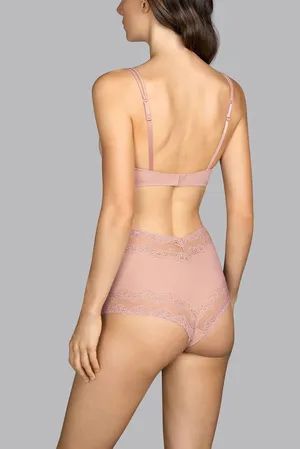 Andres Sarda 3307759 PWD