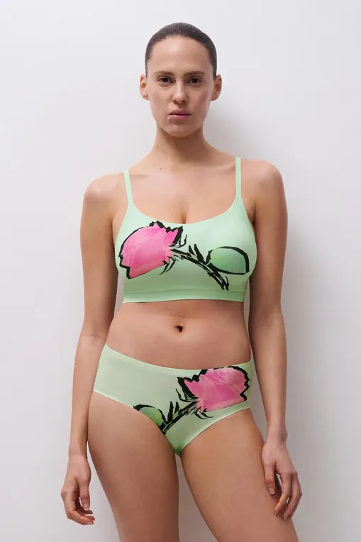 Трусы Chantelle C11D40 B32 Cut out rose