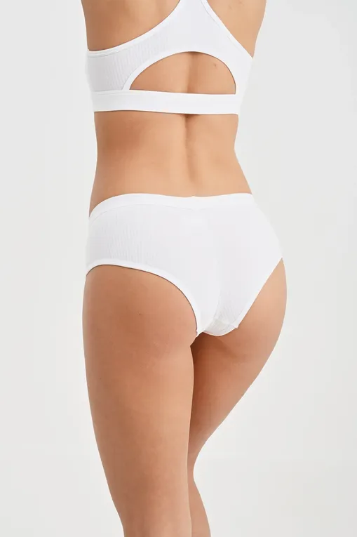 Трусы Chantelle C15P40 010 White