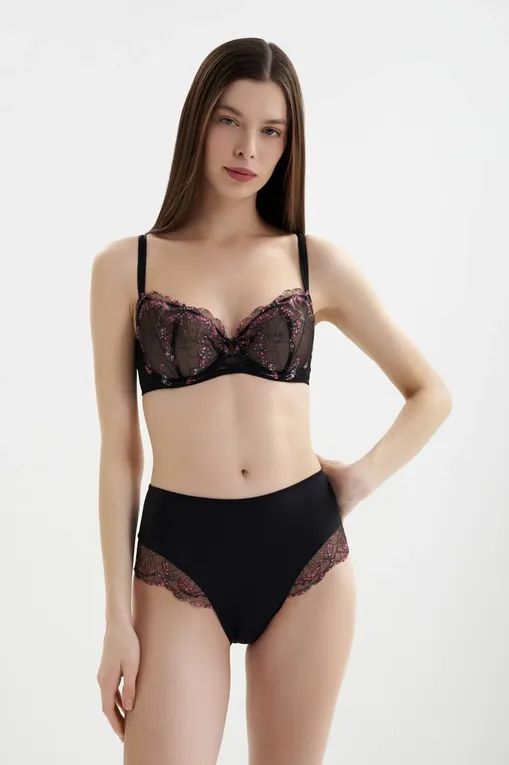 Трусы Chantelle C22WC5 B35 Romantic Black