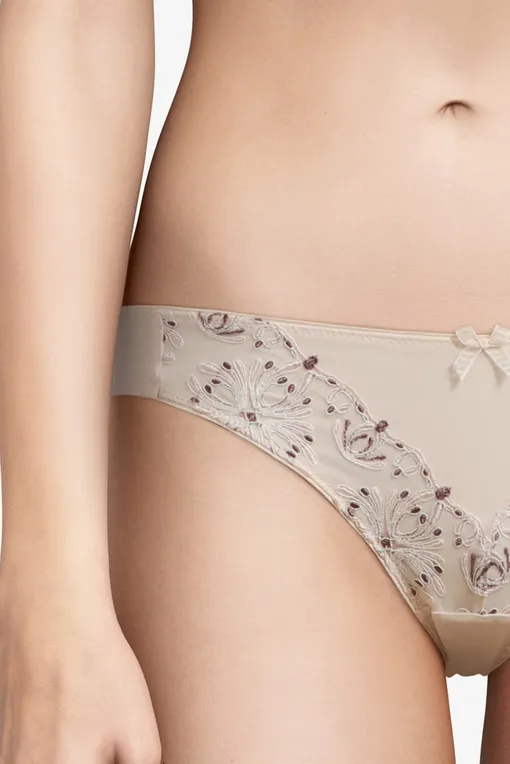 Трусы Chantelle C26030 0OM