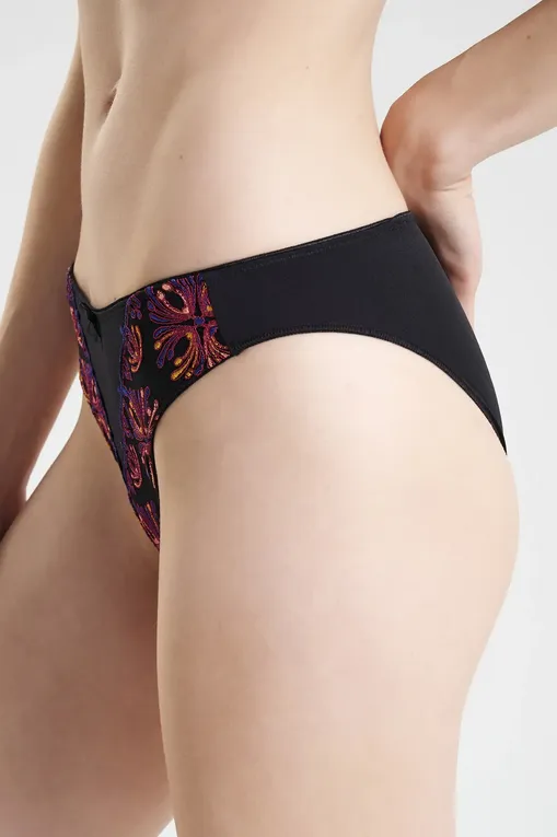 Трусы Chantelle C26030 B25 Black Jewels