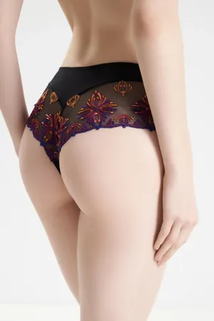 Chantelle C26040 B25 Black Jewels