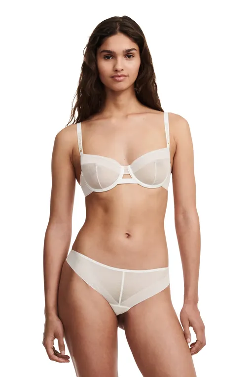 Трусы Chantelle X T03F70 0LW Milk