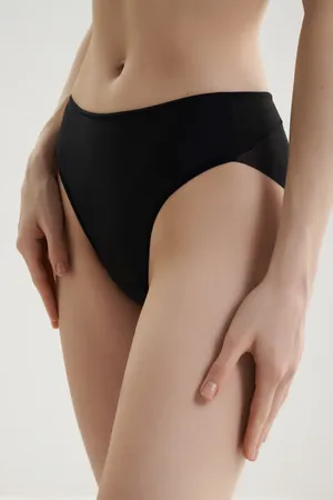 Janira 30391 002 NEGRO