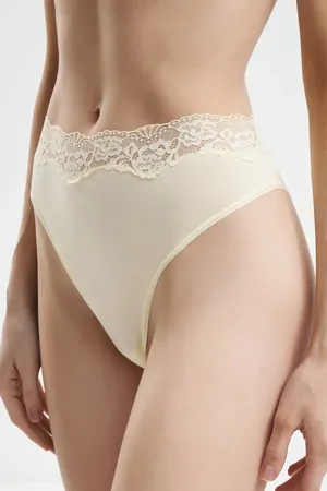 NINA VON C 1620648 532