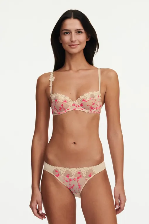 Трусы Passionata P40630 0KT Dune / Fluo pink