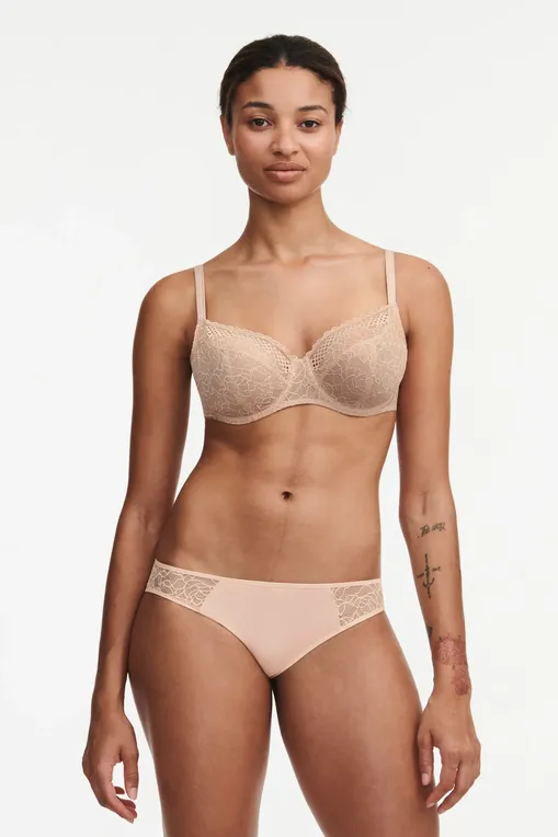 Трусы Passionata P40L30 01N Golden beige