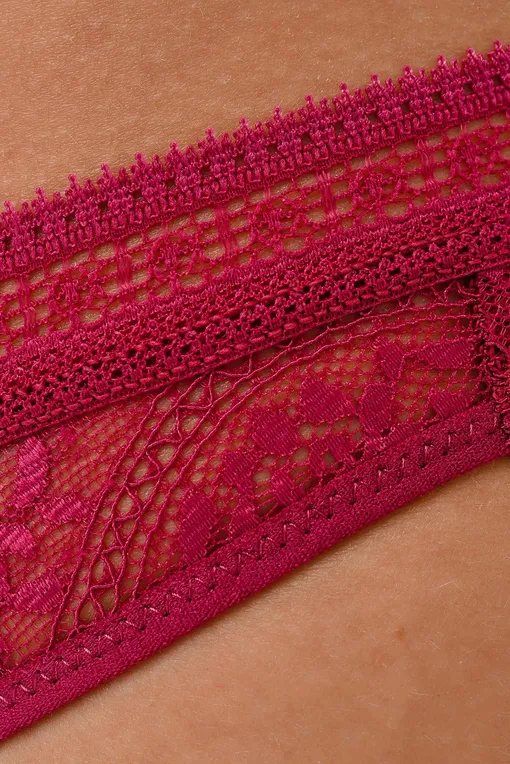 Трусы Passionata P47H70 0KY Fraise des bois